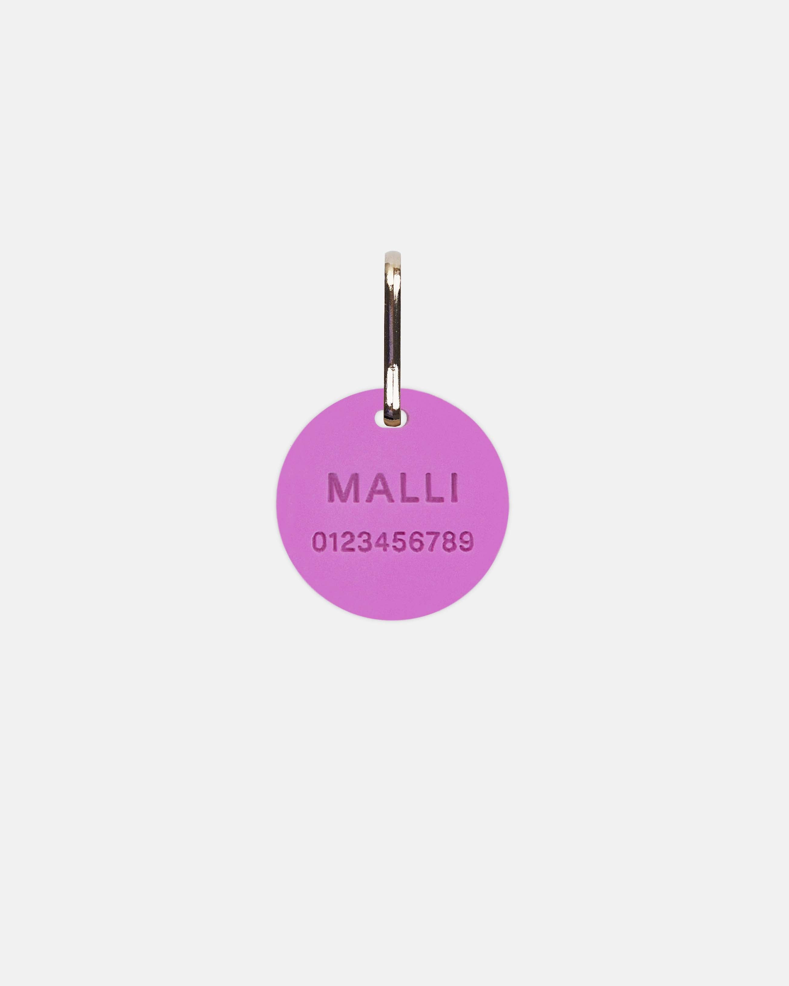 Kaiverrettu nimilaatta, pyöreä